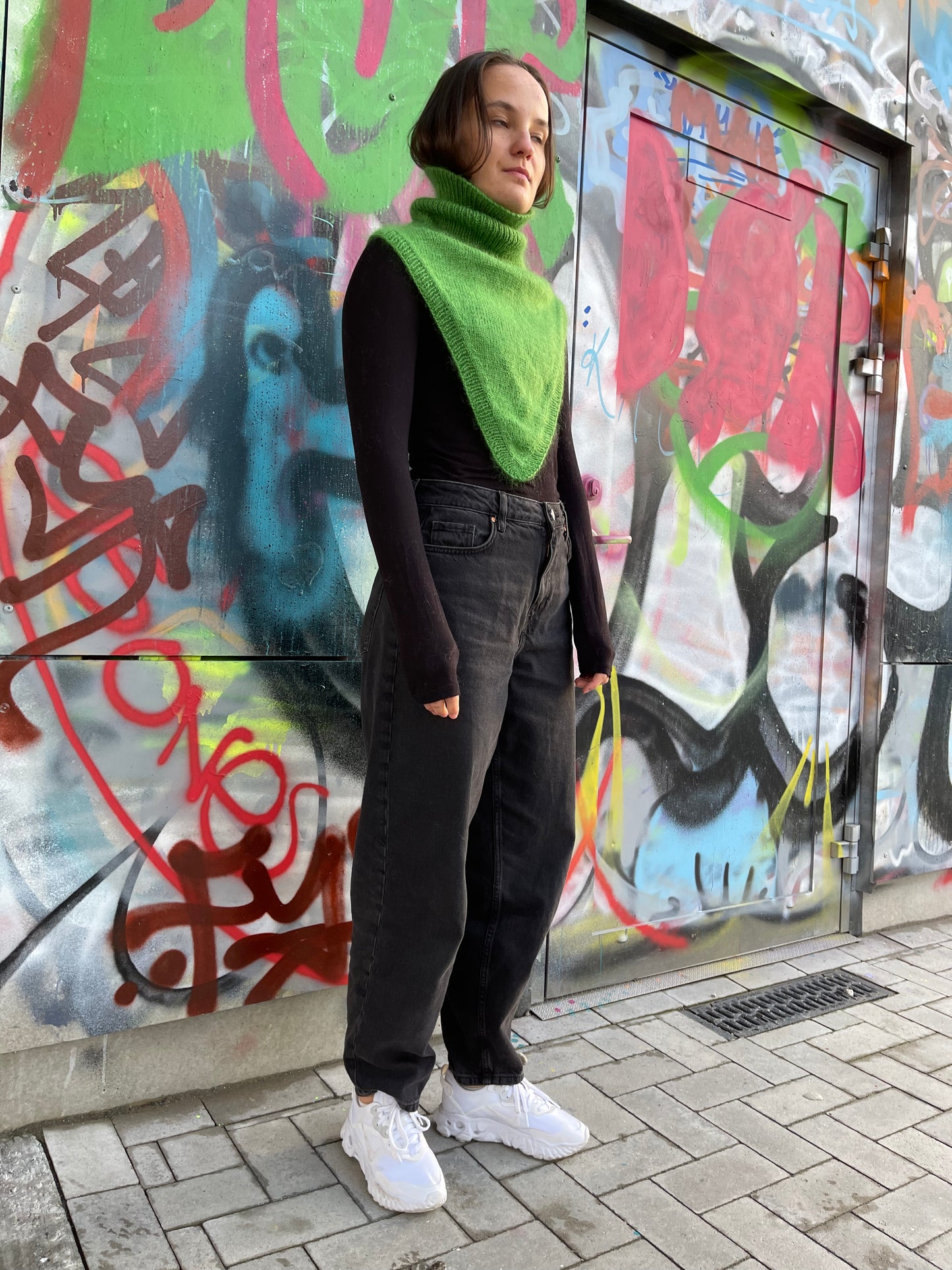 Arrow neck - english