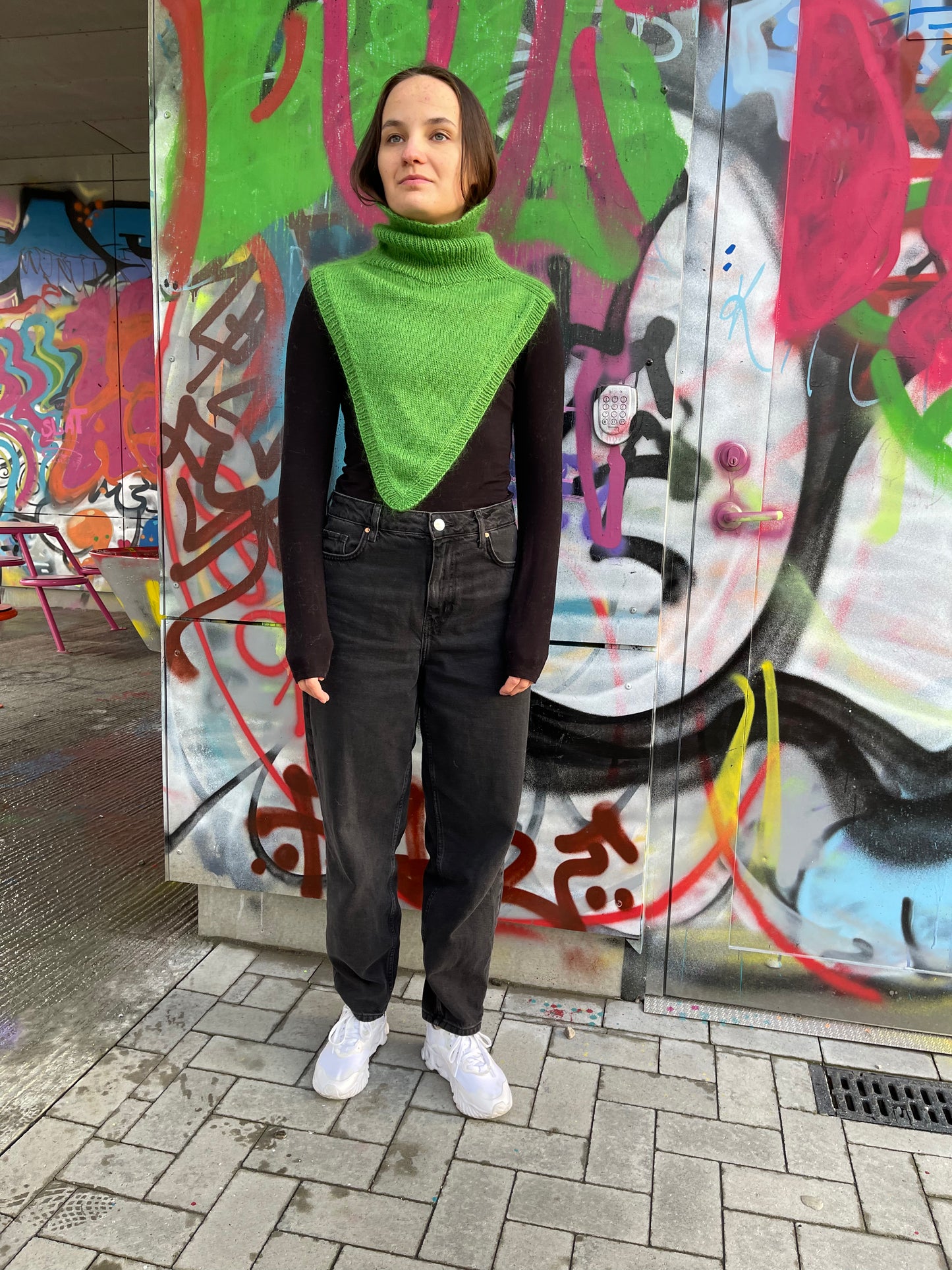 Arrow neck - english