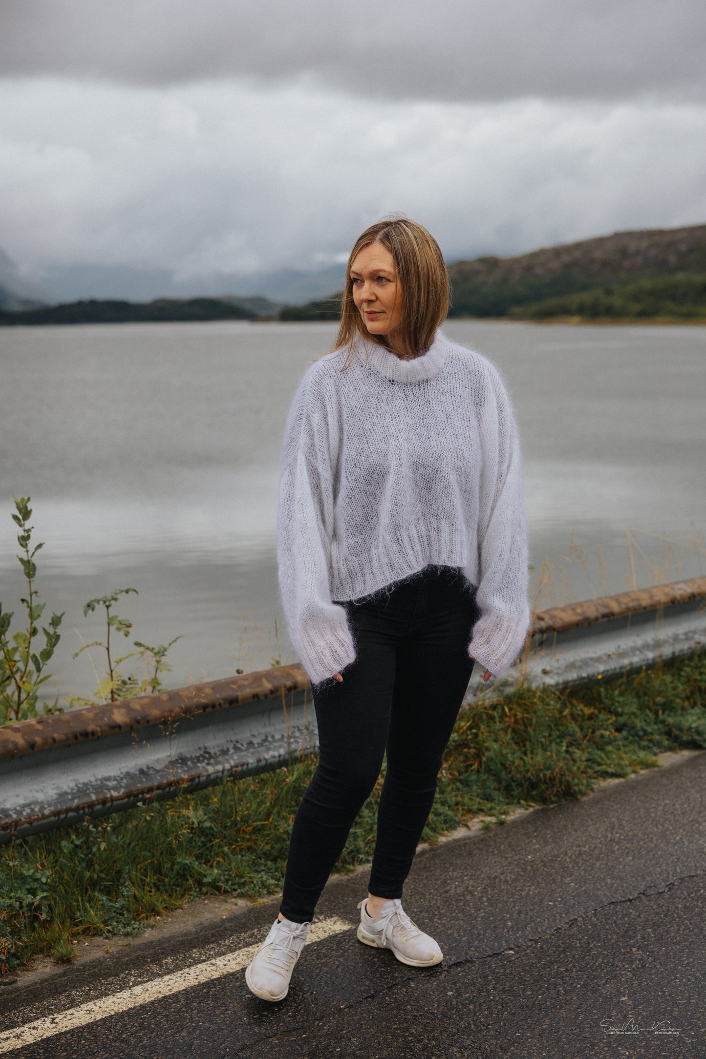 Helga swearter light - ENG